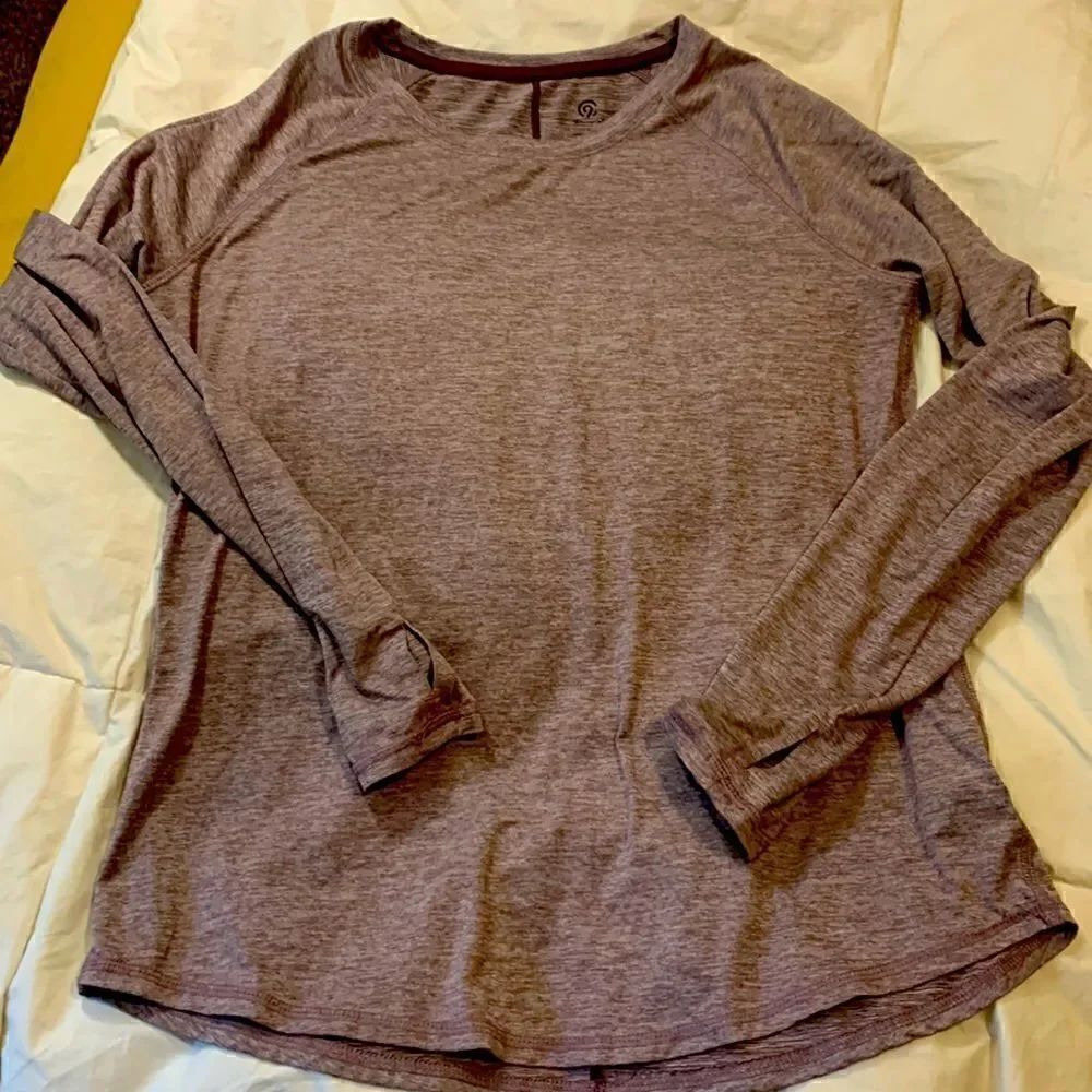 CHAMPION, long sleeve, medium, like new, thumb holes